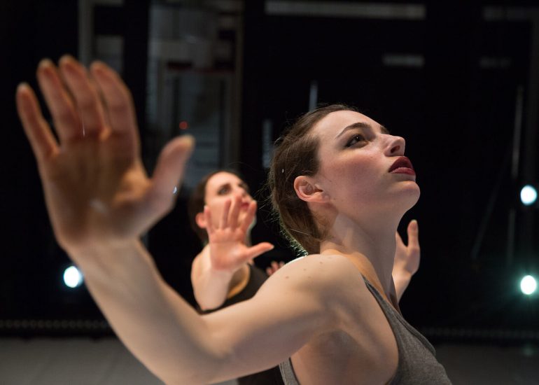 Raccolta fotografica per Equilibrio Dinamico Dance Company - Giorgio Sacher Fotografo