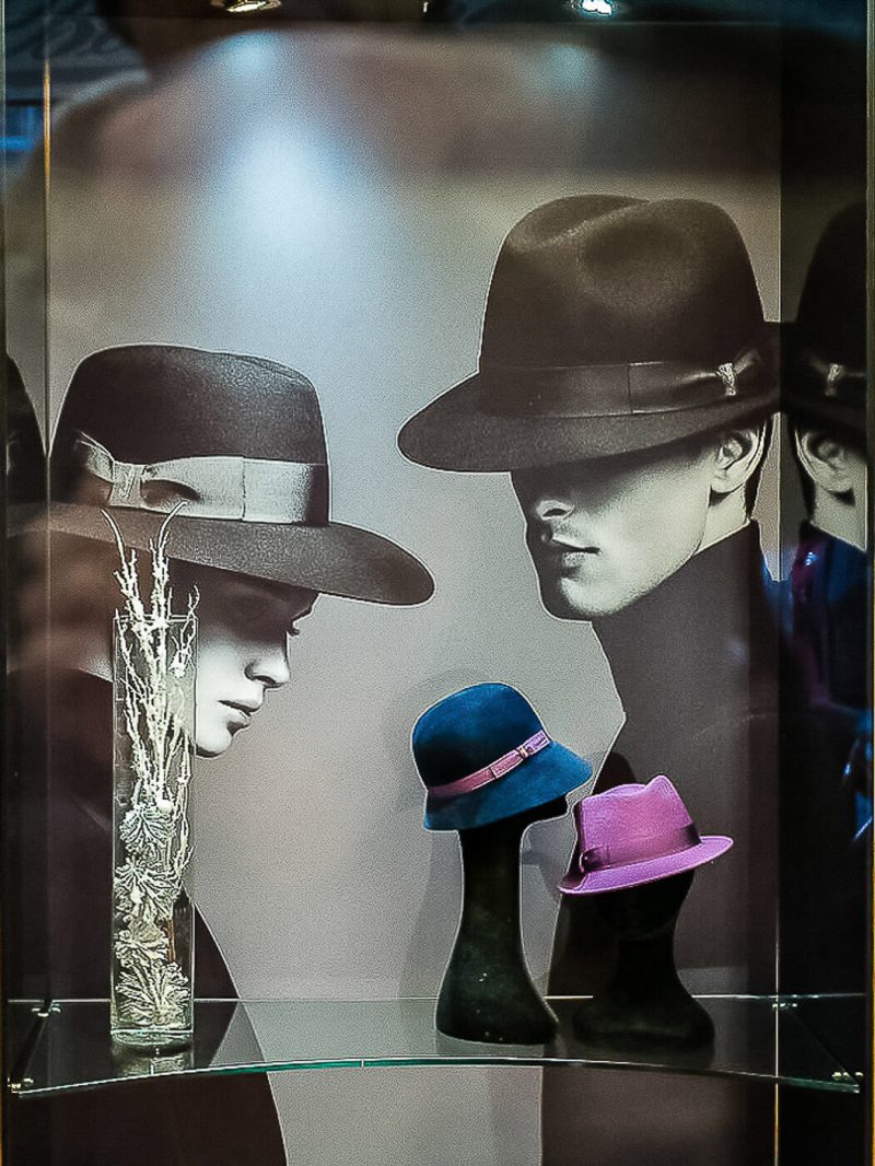 Fotografo profili aziende a Roma cappelli